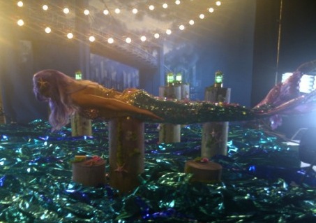 30 Mermaids In Pop Culture Katy Perry California Dreams Tour 2011